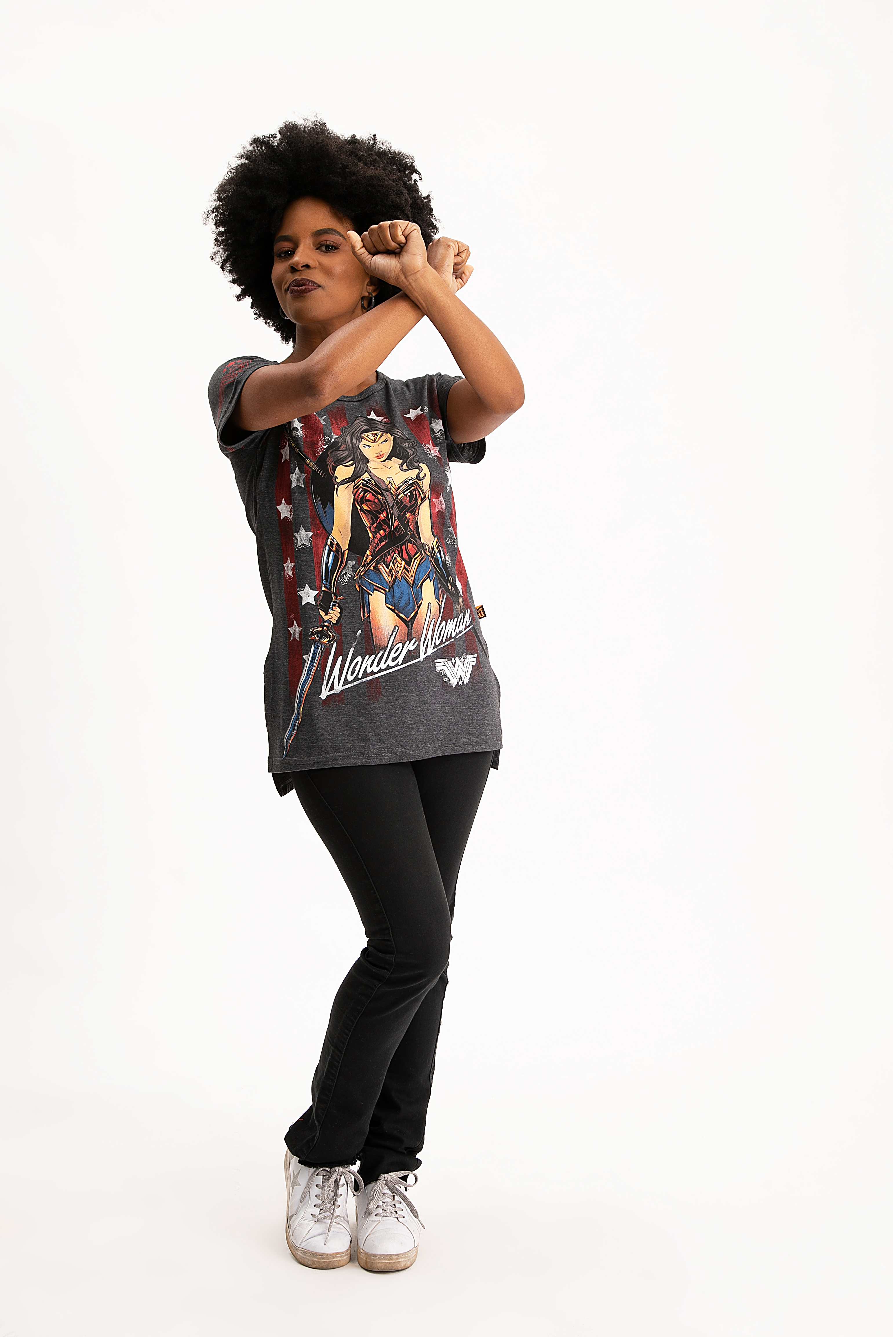 Camiseta Long Mulher Maravilha Asas